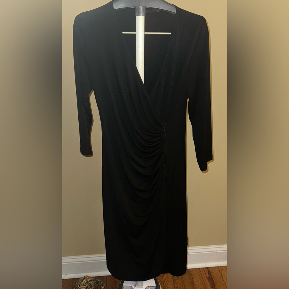 Femmes Je Vous Medium Dress NWOT